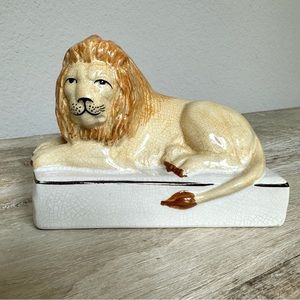 Vintage Staffordshire Style Lion Mantle Lion Crackle Finish